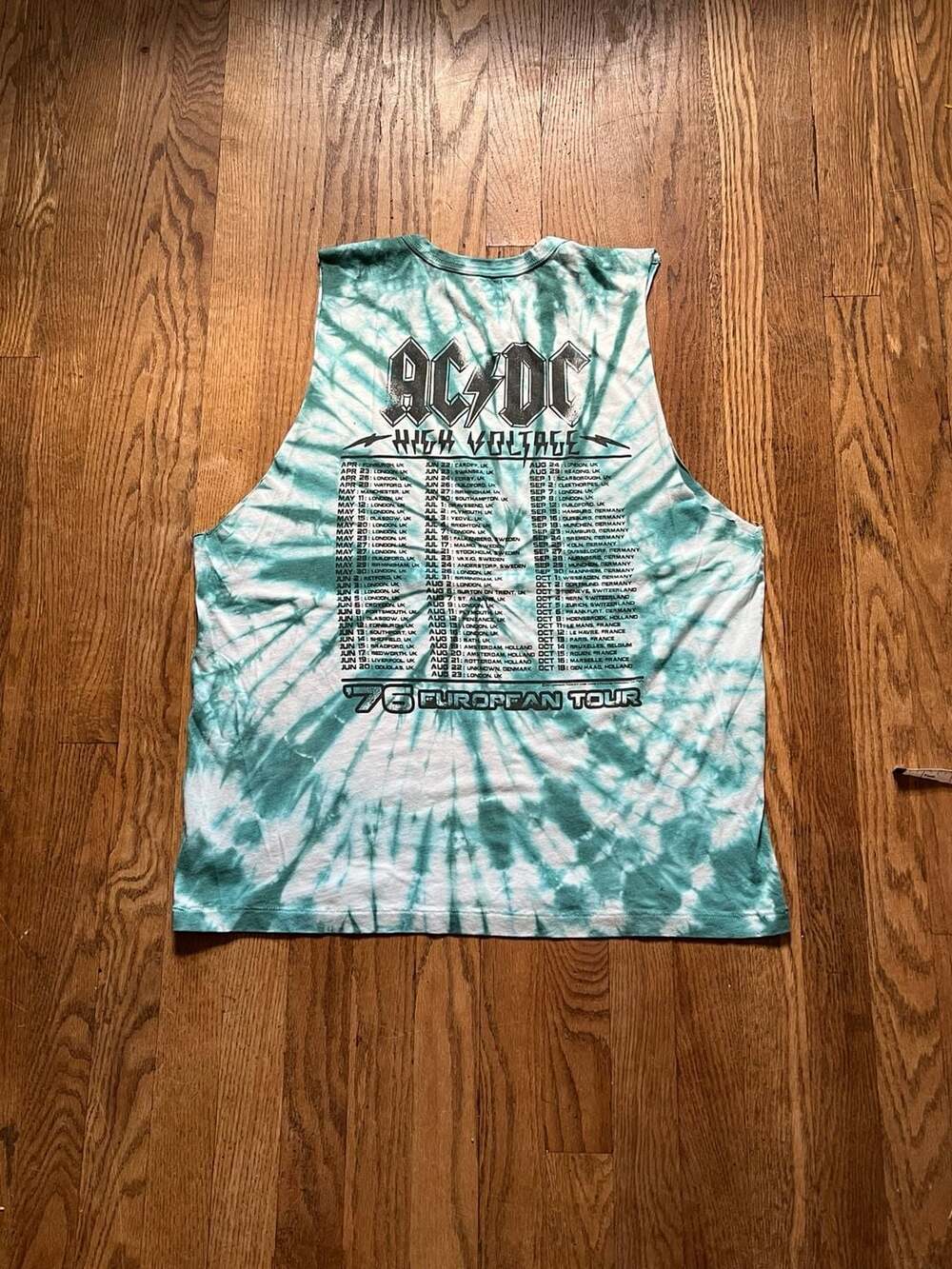 AC/DC High Voltage '76 European Tour Green Tie Dye Muscle Tank Top Size Medium